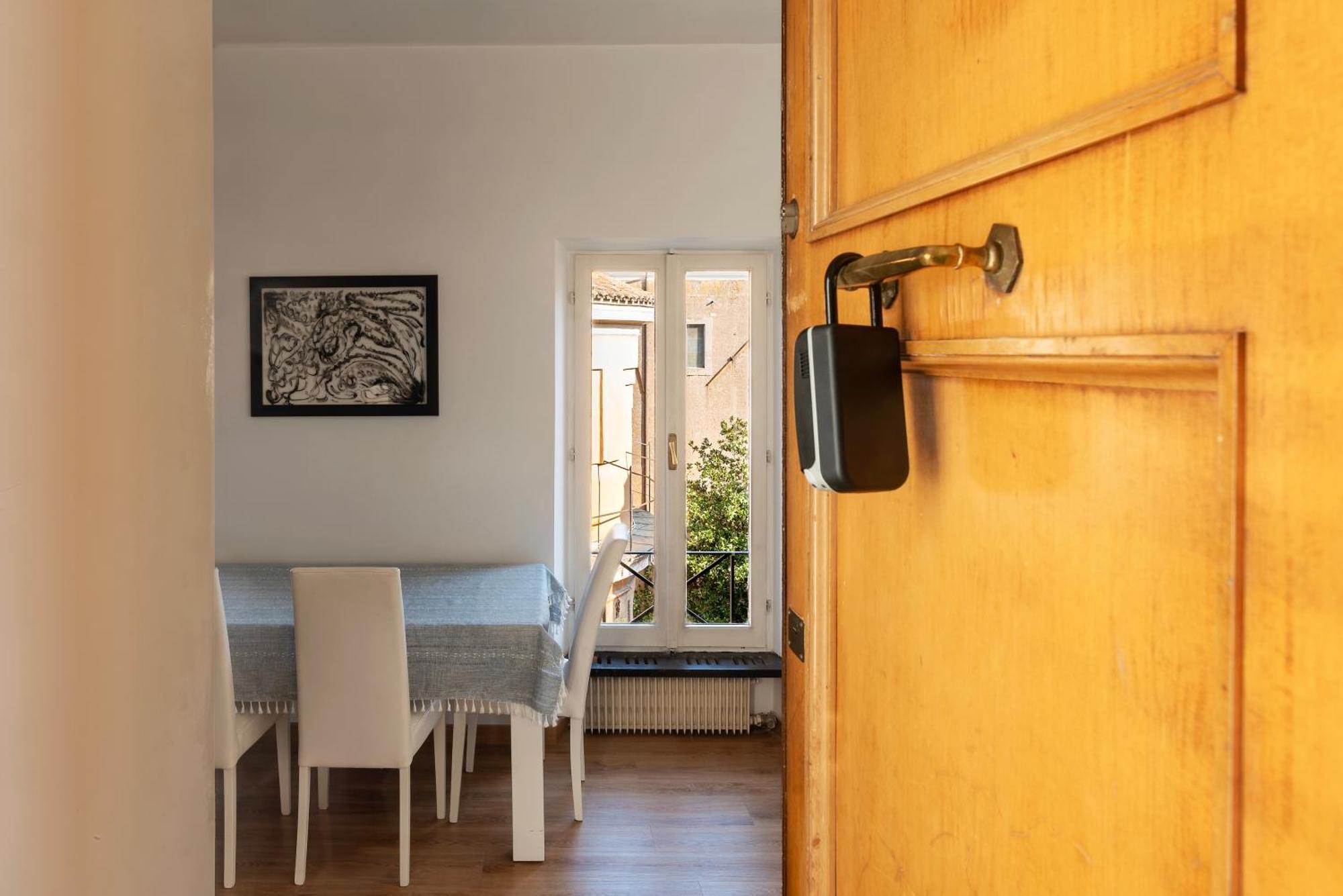 Via Del Pie Di Marmo Private Apartment Roma Exterior foto